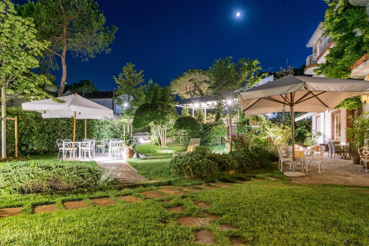 Villa Arizona Milano Marittima Exterior photo
