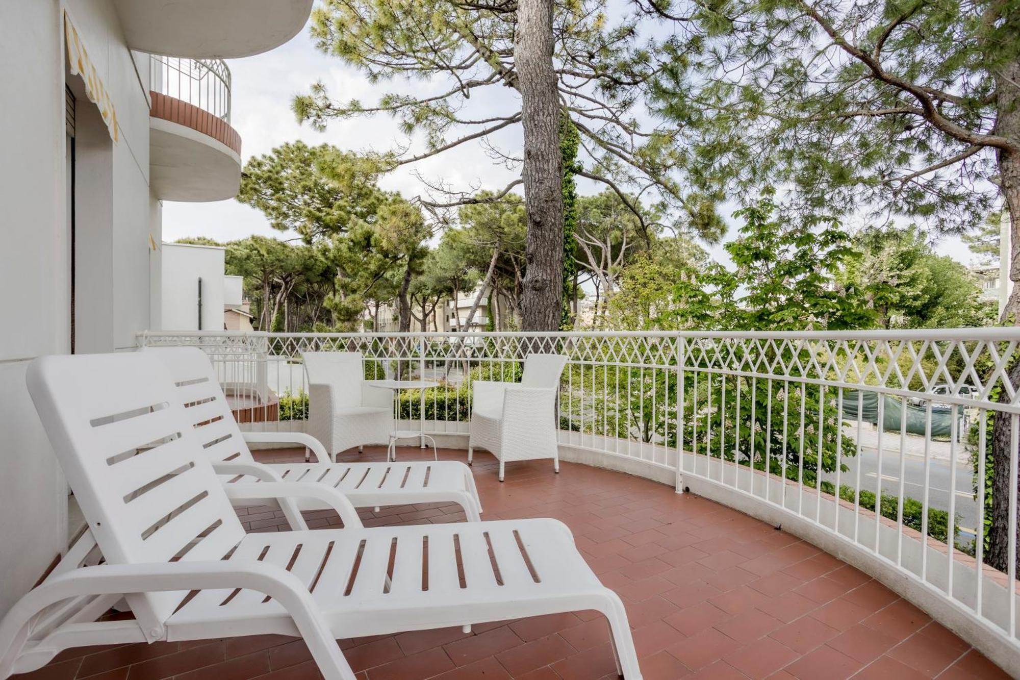 Villa Arizona Milano Marittima Exterior photo